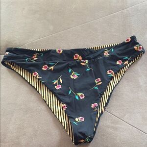 Billabong Black Floral Bikini Bottom